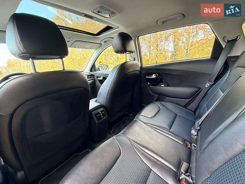 Внедорожник / Кроссовер Kia Niro 2022 в Дрогобыче фото 26 Внедорожник / Кроссовер Kia Niro 2022 в Дрогобыче