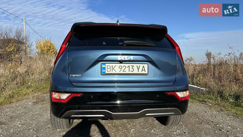 Внедорожник / Кроссовер Kia Niro 2023 в Ровно фото 3 Внедорожник / Кроссовер Kia Niro 2023 в Ровно