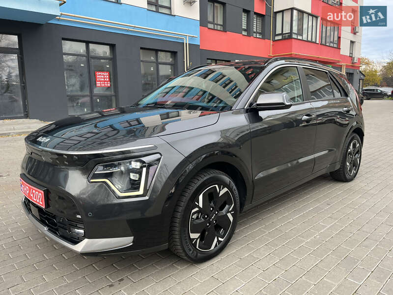 Внедорожник / Кроссовер Kia Niro 2023 в Ровно