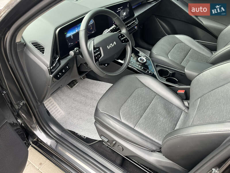 Внедорожник / Кроссовер Kia Niro 2023 в Ровно