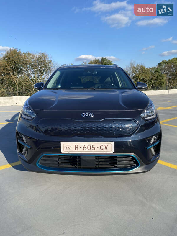 Позашляховик / Кросовер Kia Niro 2019 в Тернополі