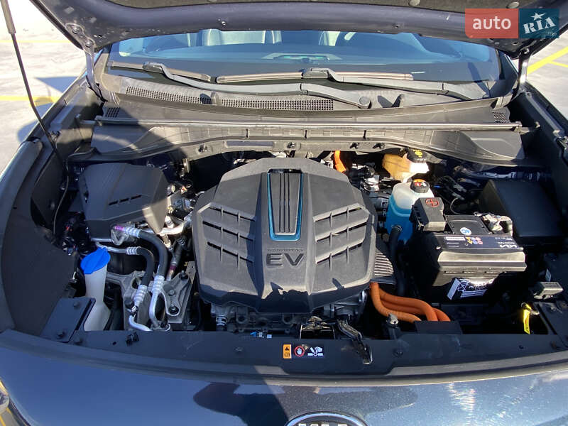 Позашляховик / Кросовер Kia Niro 2019 в Тернополі