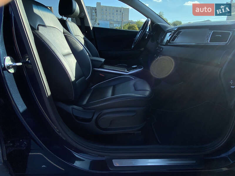 Позашляховик / Кросовер Kia Niro 2019 в Тернополі