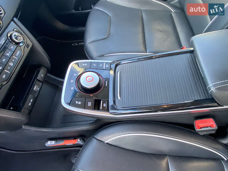 Позашляховик / Кросовер Kia Niro 2019 в Тернополі