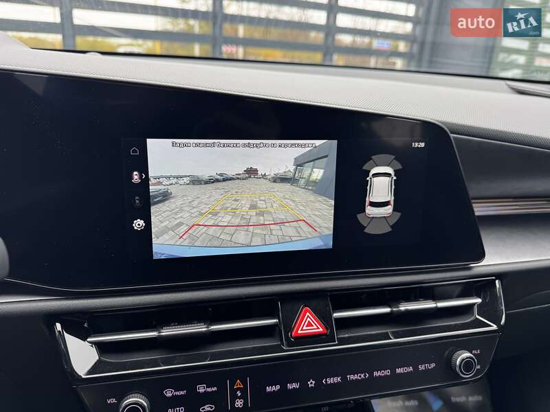 Внедорожник / Кроссовер Kia Niro 2023 в Ровно