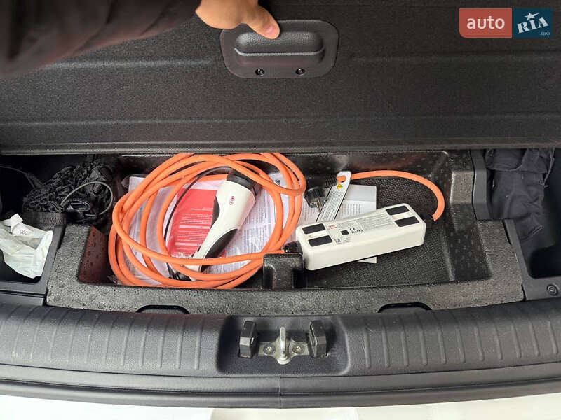 Позашляховик / Кросовер Kia Niro 2020 в Вінниці