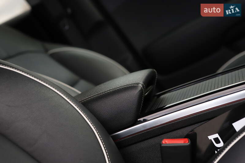 Внедорожник / Кроссовер Kia Niro 2020 в Дрогобыче