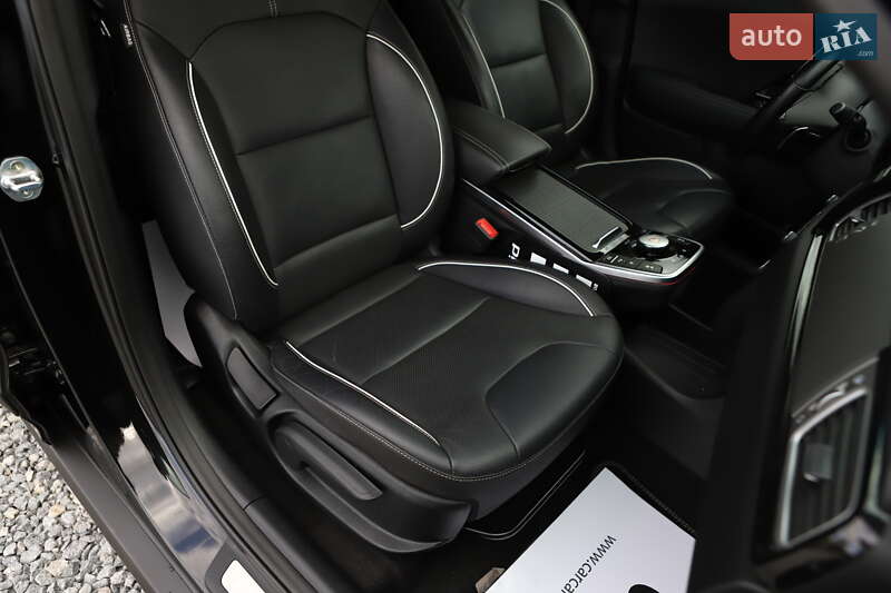 Внедорожник / Кроссовер Kia Niro 2020 в Дрогобыче