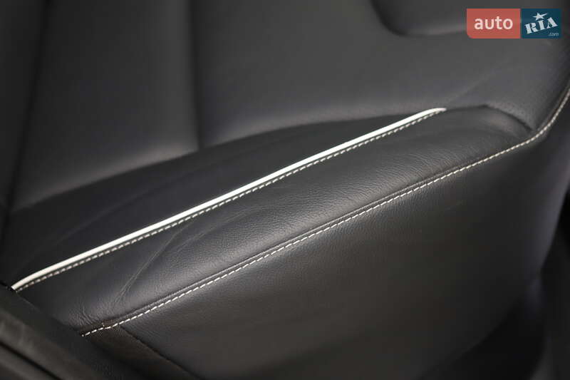 Внедорожник / Кроссовер Kia Niro 2020 в Дрогобыче