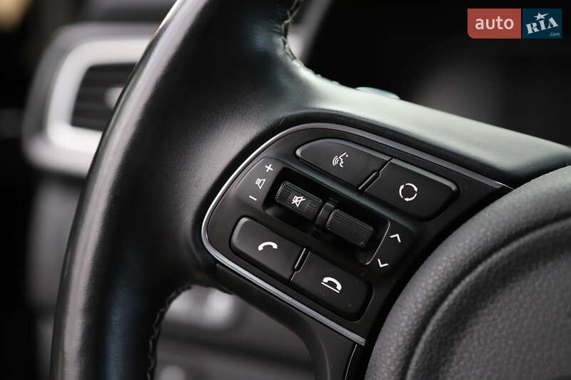 Внедорожник / Кроссовер Kia Niro 2020 в Дрогобыче