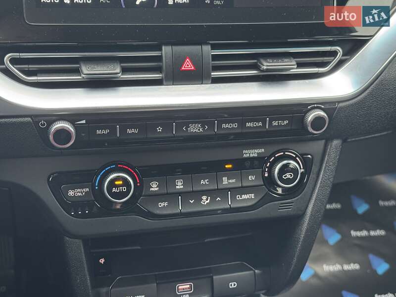 Внедорожник / Кроссовер Kia Niro 2020 в Ровно фото 26 Внедорожник / Кроссовер Kia Niro 2020 в Ровно