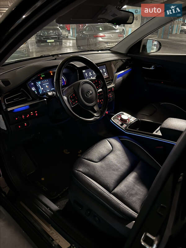 Внедорожник / Кроссовер Kia Niro 2020 в Киеве