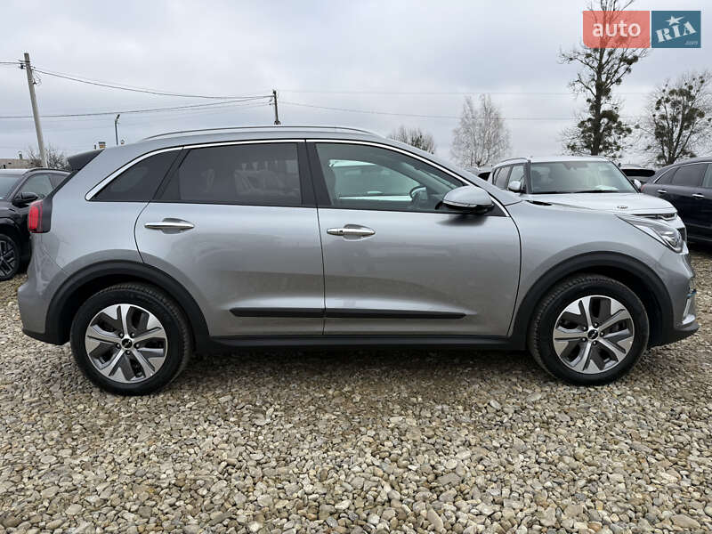 Внедорожник / Кроссовер Kia Niro 2022 в Львове фото 23 Внедорожник / Кроссовер Kia Niro 2022 в Львове