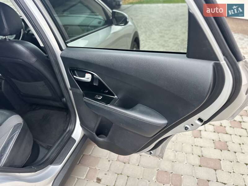 Внедорожник / Кроссовер Kia Niro 2019 в Виннице