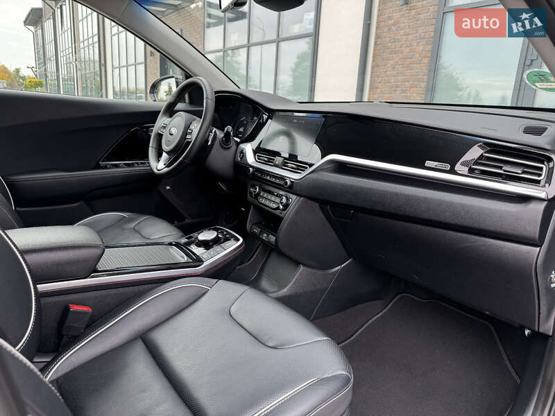 Позашляховик / Кросовер Kia Niro 2020 в Тернополі