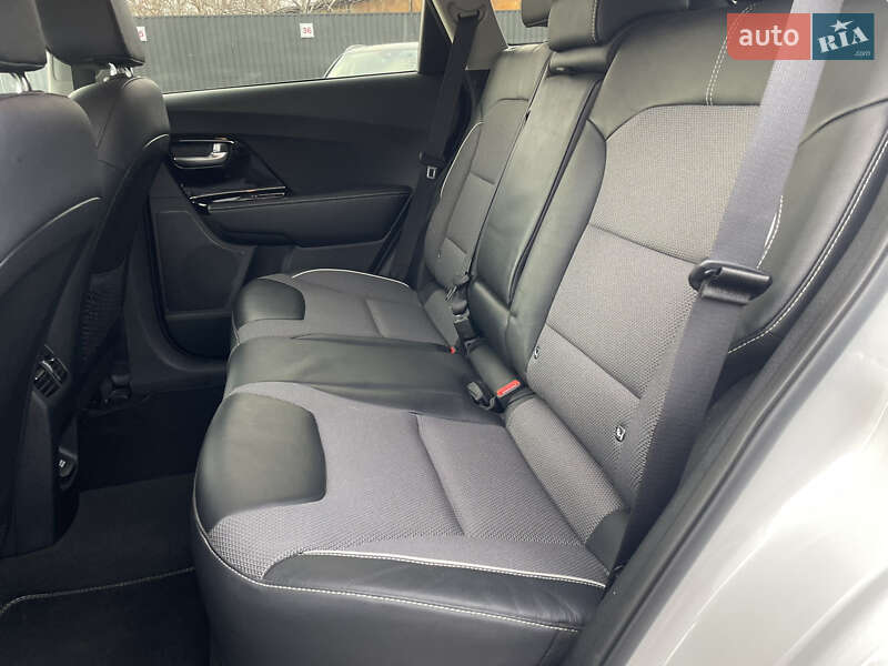 Внедорожник / Кроссовер Kia Niro 2021 в Луцке