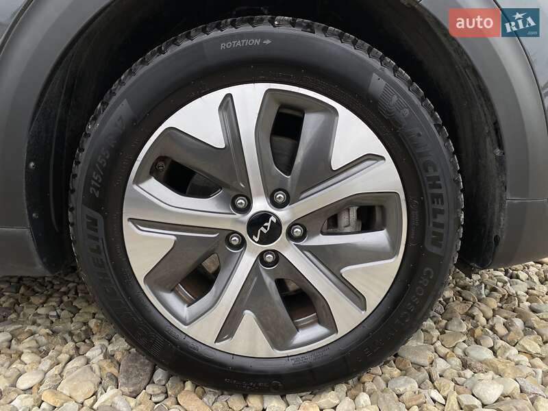 Внедорожник / Кроссовер Kia Niro 2021 в Львове