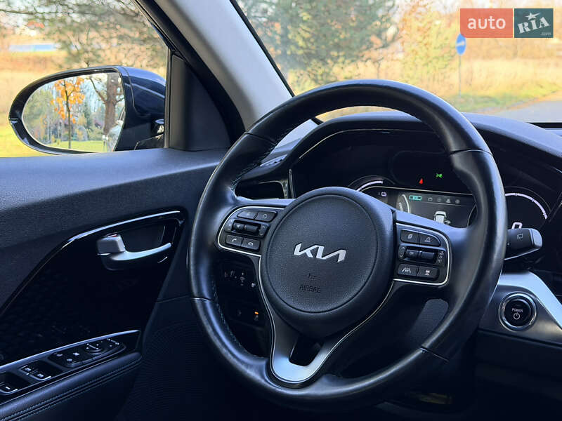 Внедорожник / Кроссовер Kia Niro 2022 в Дрогобыче