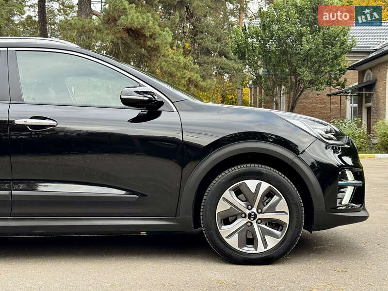Позашляховик / Кросовер Kia Niro 2020 в Києві