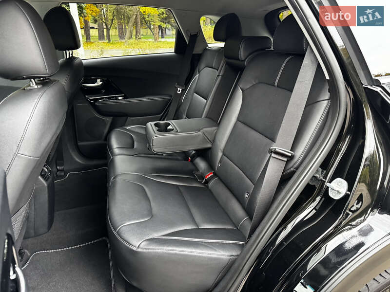 Позашляховик / Кросовер Kia Niro 2020 в Києві