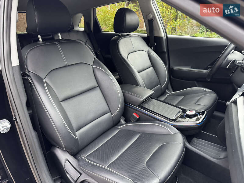 Позашляховик / Кросовер Kia Niro 2020 в Києві