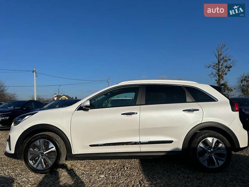 Внедорожник / Кроссовер Kia Niro 2022 в Львове