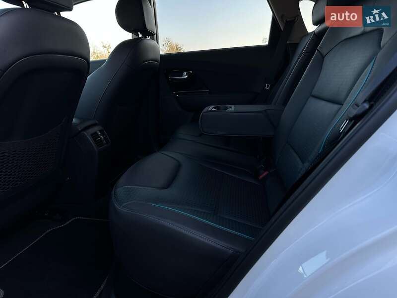 Внедорожник / Кроссовер Kia Niro 2022 в Львове