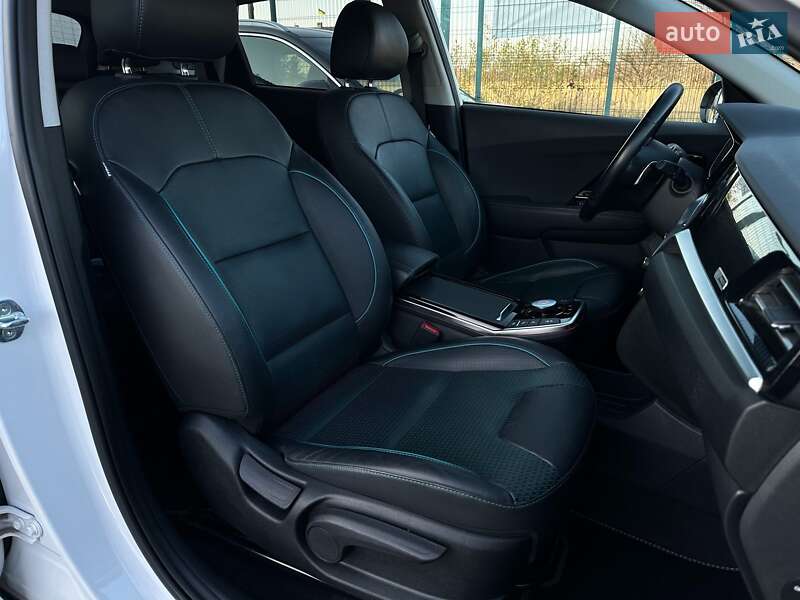 Внедорожник / Кроссовер Kia Niro 2022 в Львове