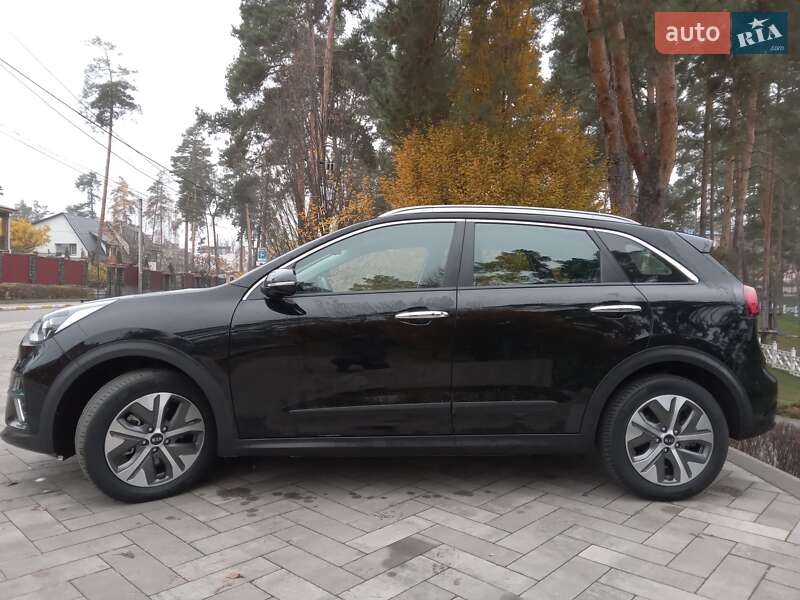 Внедорожник / Кроссовер Kia Niro 2020 в Ирпене фото 8 Внедорожник / Кроссовер Kia Niro 2020 в Ирпене