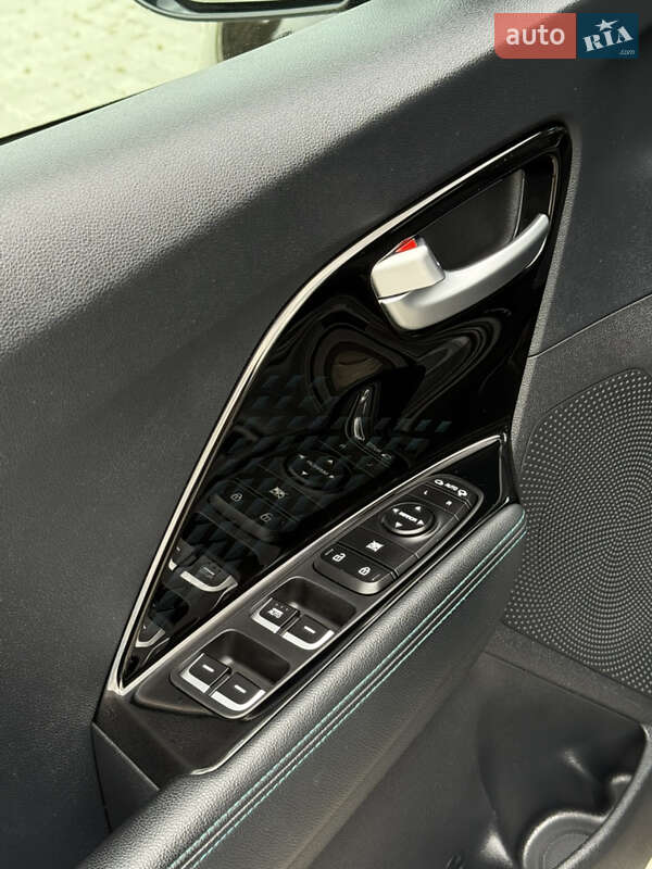 Внедорожник / Кроссовер Kia Niro 2021 в Львове