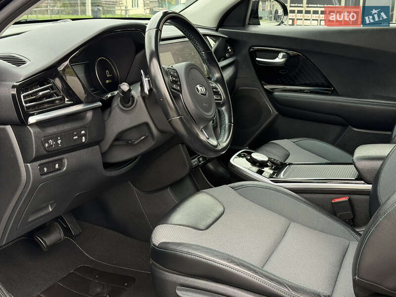Внедорожник / Кроссовер Kia Niro 2021 в Львове