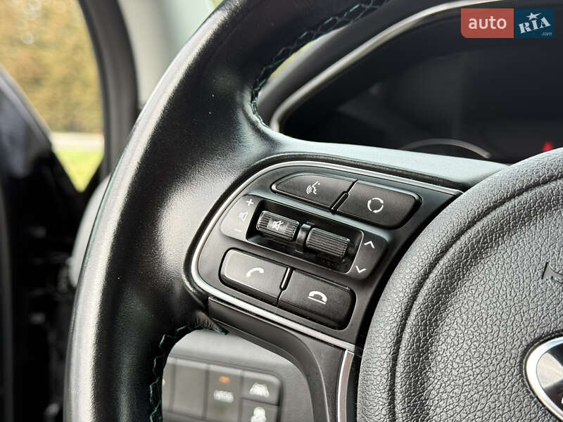 Внедорожник / Кроссовер Kia Niro 2021 в Львове