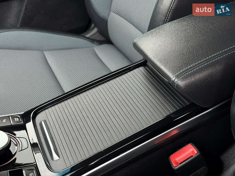 Внедорожник / Кроссовер Kia Niro 2021 в Львове