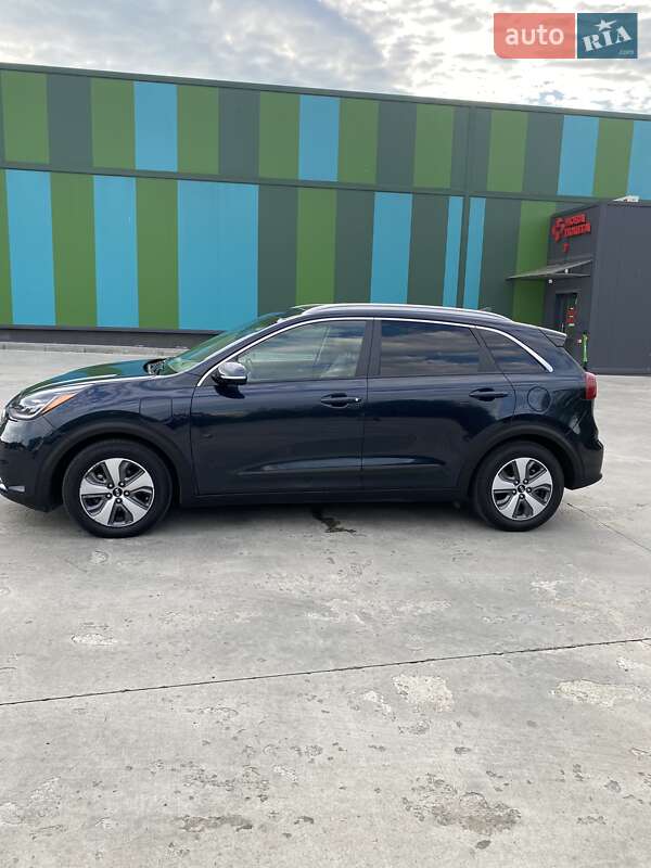 Внедорожник / Кроссовер Kia Niro 2019 в Дрогобыче