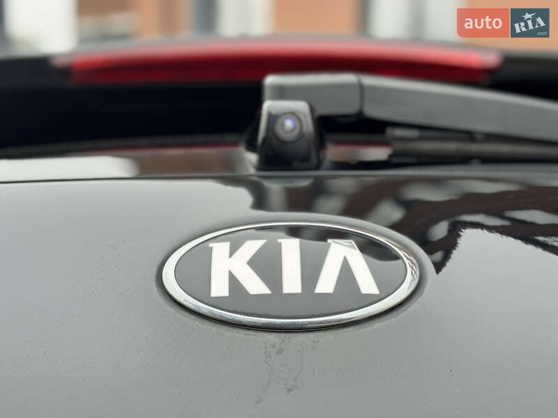 Внедорожник / Кроссовер Kia Niro 2020 в Ровно