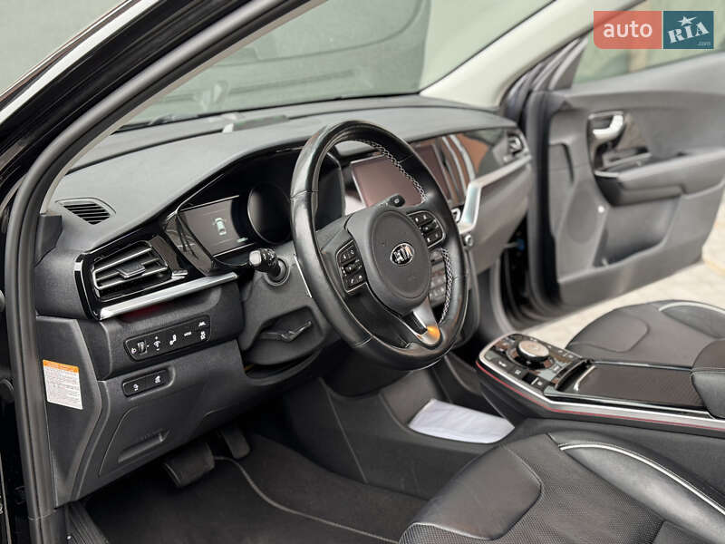 Внедорожник / Кроссовер Kia Niro 2020 в Ровно
