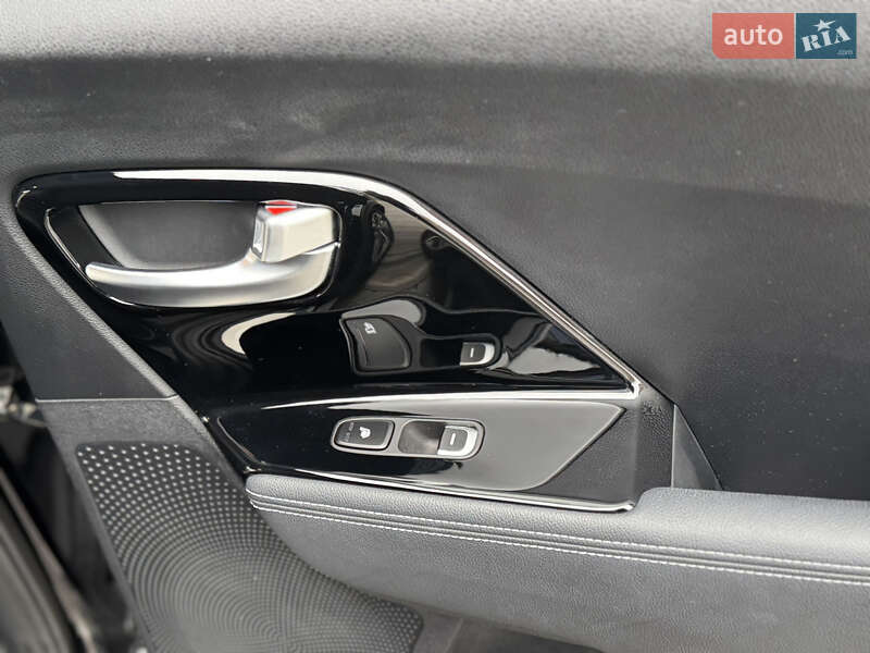 Внедорожник / Кроссовер Kia Niro 2020 в Ровно