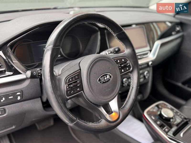 Внедорожник / Кроссовер Kia Niro 2020 в Ровно