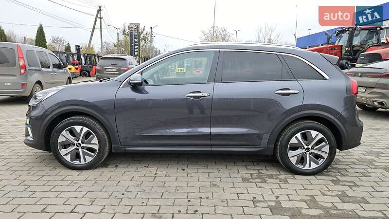 Внедорожник / Кроссовер Kia Niro 2020 в Радомышле