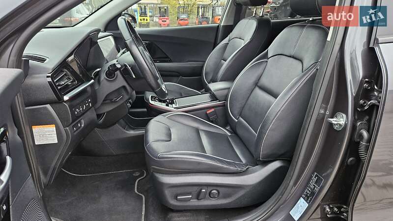 Внедорожник / Кроссовер Kia Niro 2020 в Радомышле