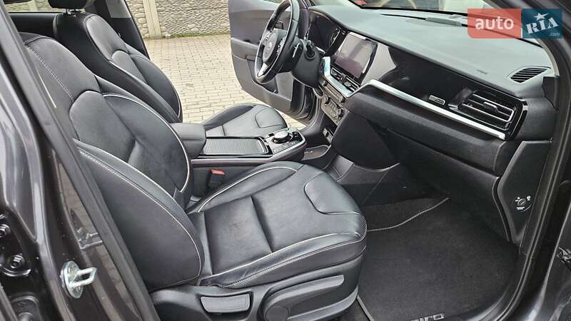 Внедорожник / Кроссовер Kia Niro 2020 в Радомышле