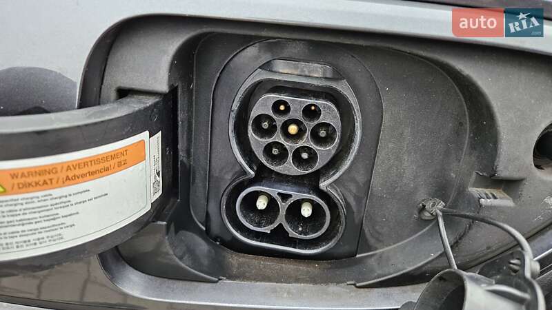 Внедорожник / Кроссовер Kia Niro 2020 в Радомышле