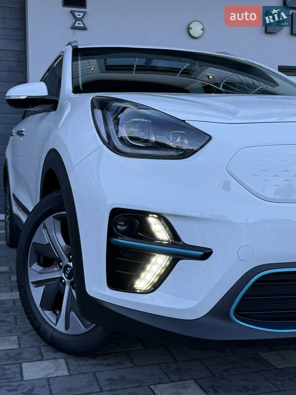 Внедорожник / Кроссовер Kia Niro 2021 в Дрогобыче