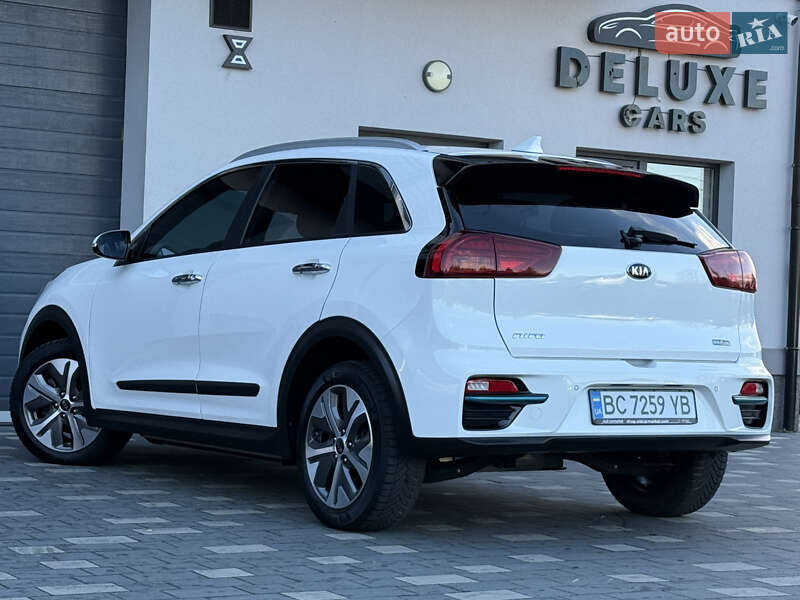 Внедорожник / Кроссовер Kia Niro 2021 в Дрогобыче