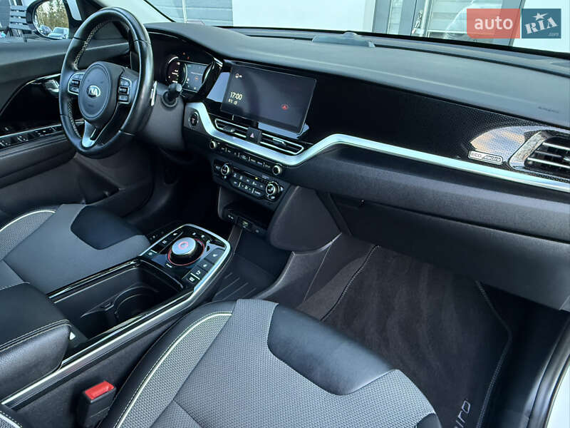 Внедорожник / Кроссовер Kia Niro 2021 в Дрогобыче