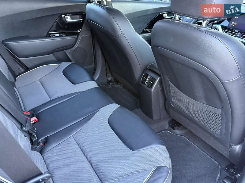 Внедорожник / Кроссовер Kia Niro 2021 в Дрогобыче