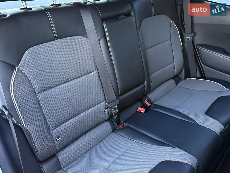 Внедорожник / Кроссовер Kia Niro 2021 в Дрогобыче