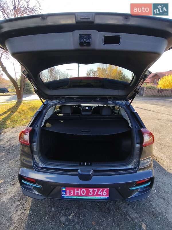 Внедорожник / Кроссовер Kia Niro 2019 в Луцке фото 39 Внедорожник / Кроссовер Kia Niro 2019 в Луцке