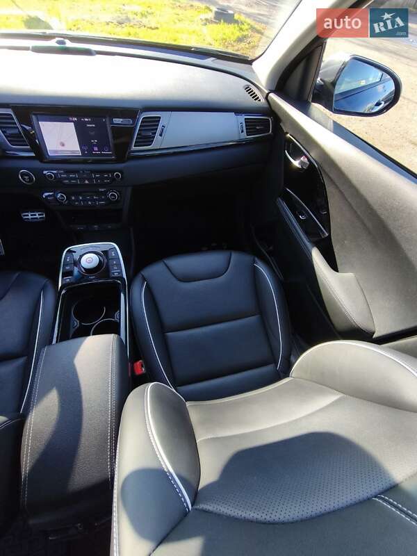 Внедорожник / Кроссовер Kia Niro 2019 в Луцке фото 54 Внедорожник / Кроссовер Kia Niro 2019 в Луцке