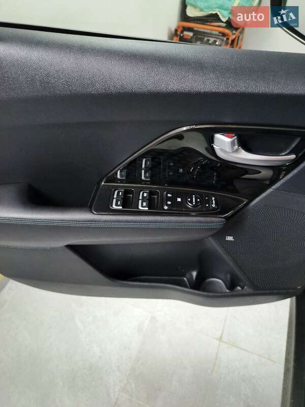 Внедорожник / Кроссовер Kia Niro 2021 в Львове